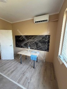 Тристаен апартамент в Кючук Париж 107944