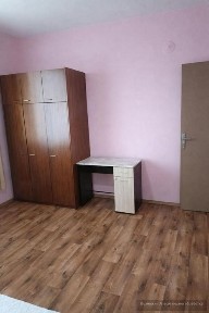 Тристаен, под наем, ж. к. Банишора