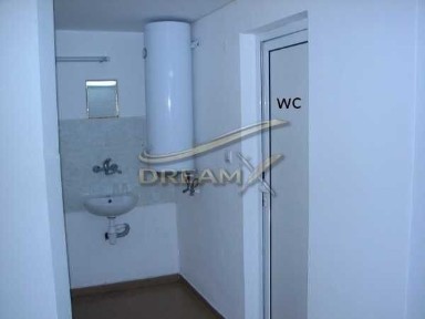 Магазин под наем в Центъра на Пловдив! 71876247