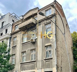 Етаж от къща в Варна-Гръцка махала площ 130 цена 220000