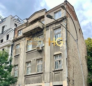Етаж от къща в Варна-Гръцка махала площ 130 цена 220000