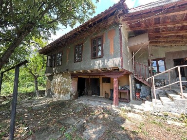 Продава къща с. Бучуковци на 9 км от град Трявна