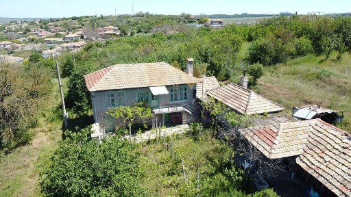 Къща в Варна, област-с. Брестак