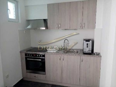 Етаж от къща под наем във Войводиново! 71698717