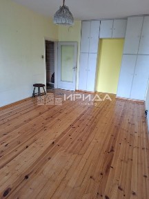 Гарсониера в квартал Младост 3