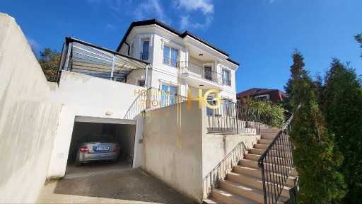Къща в Варна-м-т Манастирски рид площ 226 цена 530000