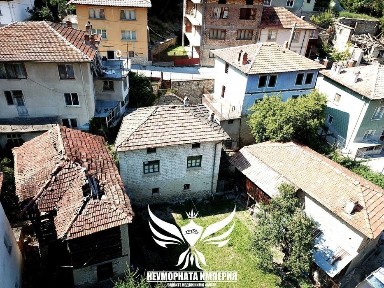 Продавам двуетажна къща 120РЗП с 260кв. двор в село Малево