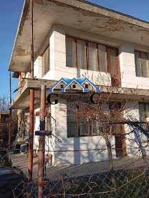 Къща 120м2, двор 735м2, 130000 евро, Долни чиифлик