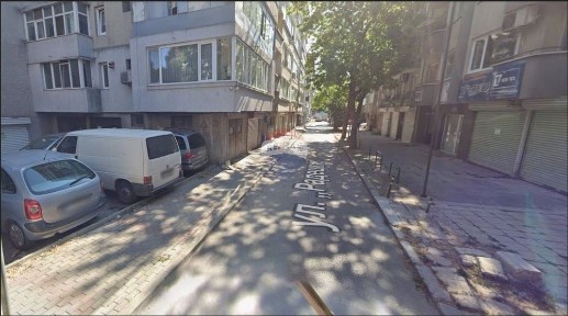 Таванска стая за продажба, Колхозен пазар, Варна ТЕ