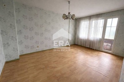 Област Варна, гр. Варна, Младост 1