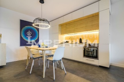 Луксозен двустаен апартамент под наем в района на кв. Бриз, град Варна
