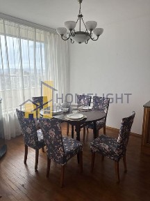 Тристаен апартамент в кв. Изток