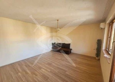 Двустаен апартамент в кв. Каменица 1 - 11870141