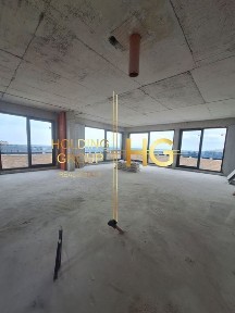 Многостаен в Варна-Бриз площ 294 кв. м. цена 700000 евро с 2 закрити п