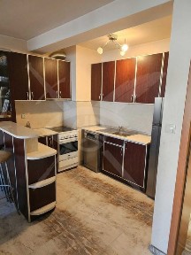 Тристаен апартамент в Каменица 1
