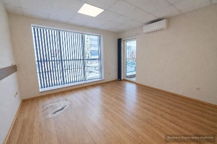 Офис в гр. Варна, Лятно кино Тракия!
