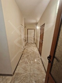 Тристаен апартамент с четири помещения в Южен 109480