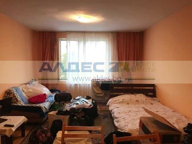 Отдава се едностаен ап. в Гео Милев!