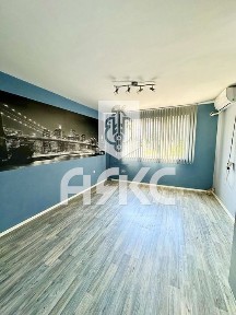 Тристаен апартамент в кв. Люлин-център до МЕТРОСТАНЦИЯ