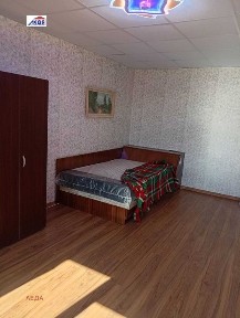 ЕДНОСТАЕН, ж. к. Сторгозия