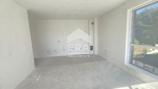 Тристаен апартамент за продажба пред Акт 16, район Виница, Варна