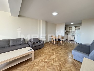 Морска гледка! Двустаен обзаведен апартамент под наем - кв. Бриз, гр. В