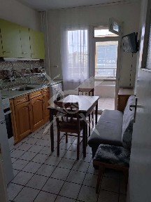 Двустаен апартамент в кв. Тракия - 1697121
