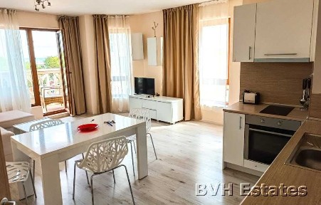 Двустаен апартамент с морска гледка и две тераси във Varna South Bay Residence