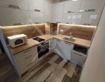 Двустаен апартамент в кв. Каменица 2 - 11227981
