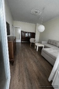Тристаен за продажба в кв. Дружба 2