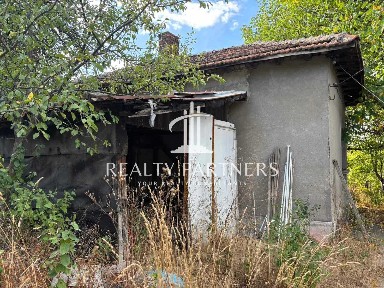 Продава Къща - кв. Църква, гр. Перник