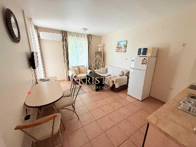 ID: 685 Двустаен апартамент в централната част на Слънчев Бряг