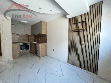 Двустаен в началото на кв. Зона Б