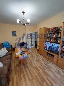 Двустаен, преустроен на тристаен в Люлин 5