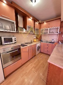3-стаен в Варна-ЖП Гара площ 89 цена 700