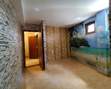 Четиристаен апартамент в Слънчев Бряг! 110446