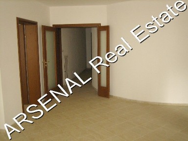 Офис - необзаведен, в Борово