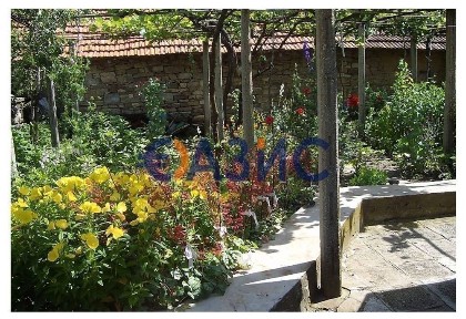 Къща в селото. Огнен, обл. Бургас, България, 65 кв. м. и земя 1000 кв.