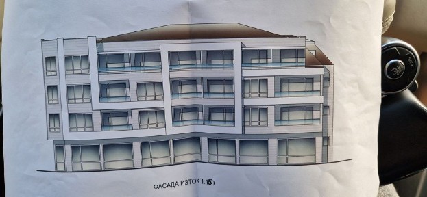 Бизнес имот в център 650кв. м.