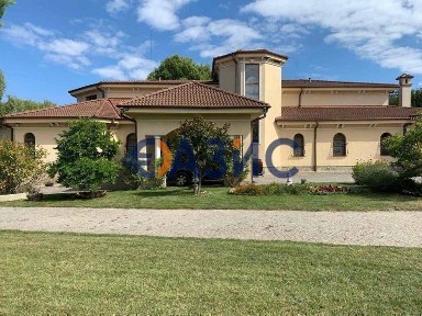 Луксозна вила близо до Варна, България на парцел от 550 кв. м.