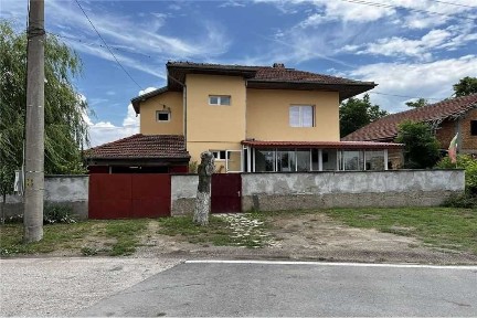 Луксозна къща в с. Иваново